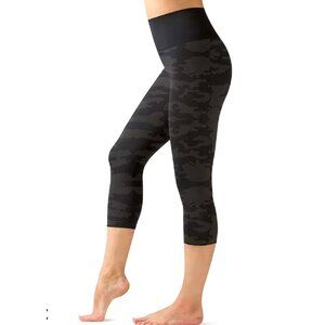 Warne's Easy Does It Seamless Shaping Capri Leggings S/M (310)